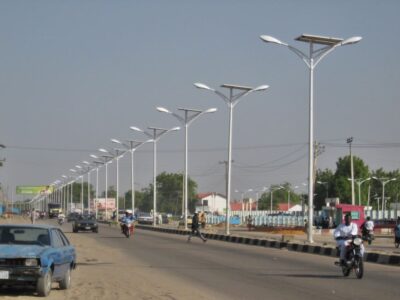 solar powered street light 2